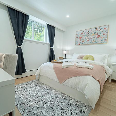 Quiet & Comfortable Double Private Room, Free Parking Торонто Экстерьер фото