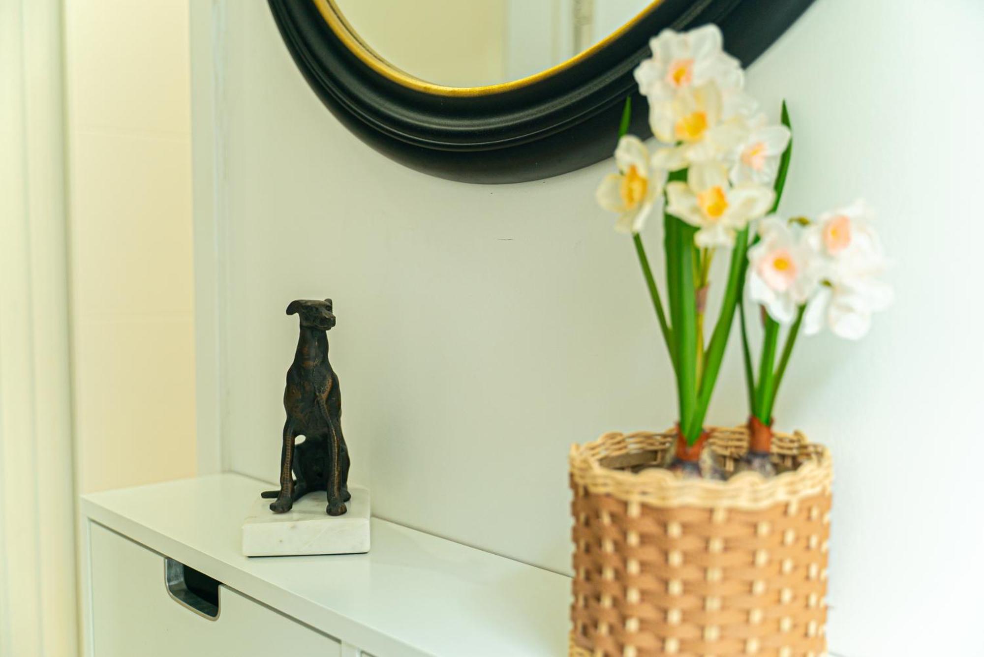 Quiet & Comfortable Double Private Room, Free Parking Торонто Экстерьер фото